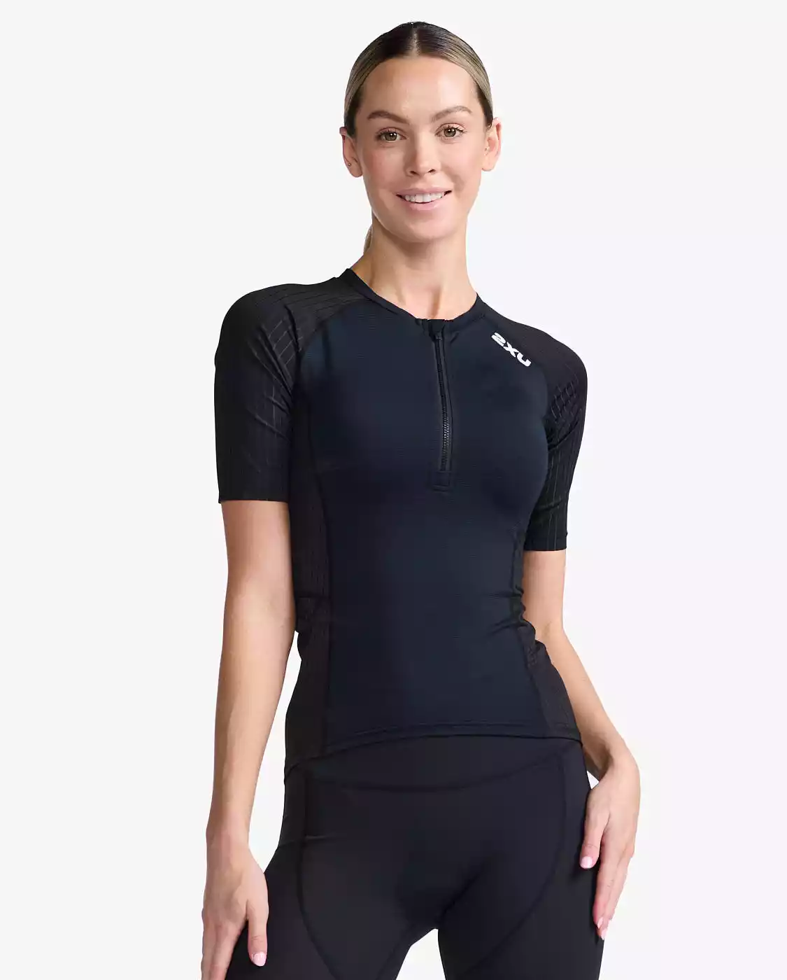 2XU Aero Tri Top Korte Mouw Zwart Dames 3 2XU Aero Tri Top Korte Mouw Zwart Dames