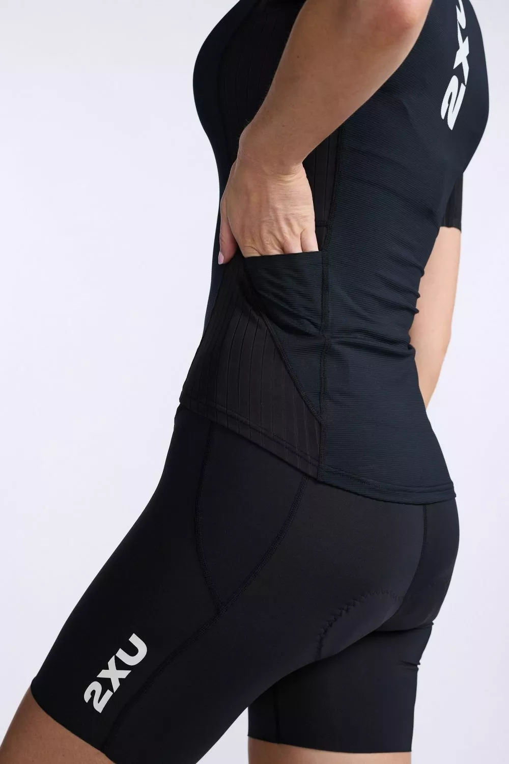 2XU Aero Tri Top Korte Mouw Zwart Dames 8 2XU Aero Tri Top Korte Mouw Zwart Dames - Afbeelding 6