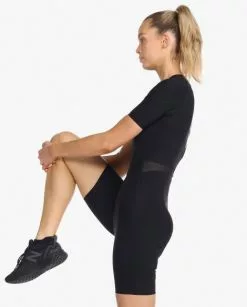 2XU Light Speed Tech Trisuit Korte Mouw Zwart Dames -Goedkope Sport Glans Winkel 2xu dames trisuit wt6634d blk crf 05