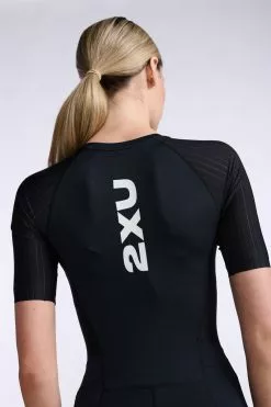 2XU Aero Trisuit Korte Mouw Zwart Dames 12 2XU Aero Trisuit Korte Mouw Zwart Dames -Goedkope Sport Glans Winkel 2xu trisuit aero sleeved wt6431d blk wht 27 1