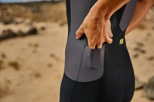 Zone3 Aquaflo Plus Mouwloos Trisuit Zwart Dames 6 Zone3 Aquaflo Plus Mouwloos Trisuit Zwart Dames - Afbeelding 4