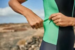 Zone3 Aquaflo Plus Korte Mouw Trisuit Zwart/mint Dames -Goedkope Sport Glans Winkel aquaflo 39copy