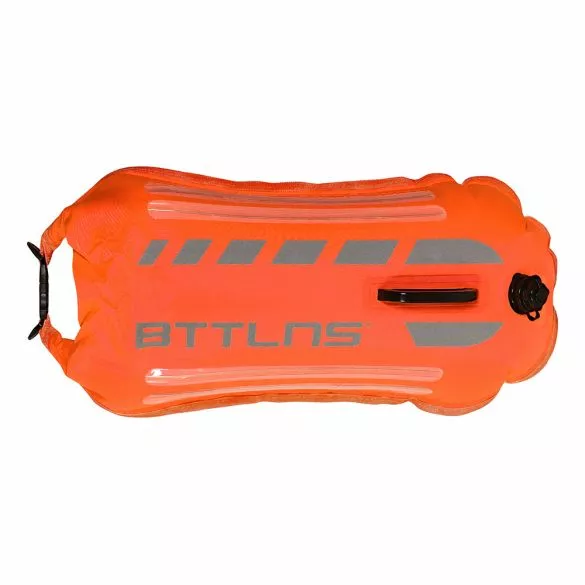 BTTLNS Saferswimmer Veiligheid Verlichte Zwemboei Scamander 2.0 Oranje 9 BTTLNS Saferswimmer Veiligheid Verlichte Zwemboei Scamander 2.0 Oranje - Afbeelding 7