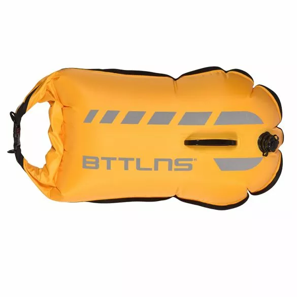BTTLNS Tethys 1.0 Safeswimmer Zwemboei 35 Liter Geel 9 BTTLNS Tethys 1.0 Safeswimmer Zwemboei 35 Liter Geel - Afbeelding 7