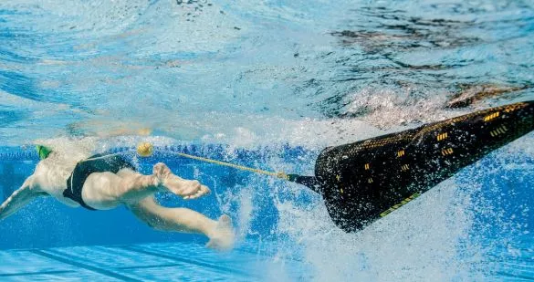 Finis Drag + Fly Verstelbare Zwem Parachute 4 Finis Drag + Fly Verstelbare Zwem Parachute - Afbeelding 2