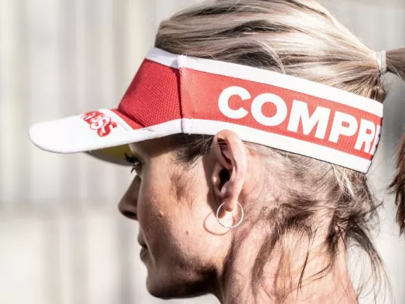 Compressport Ultralight Hardloop Visor Rood 5 Compressport Ultralight Hardloop Visor Rood - Afbeelding 3
