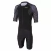 Zone3 Lava Korte Mouw Trisuit Heren 1 Zone3 Lava Korte Mouw Trisuit Heren -Goedkope Sport Glans Winkel zone3 trisuits heren lava short sleeve zwart goud ts20mlas101